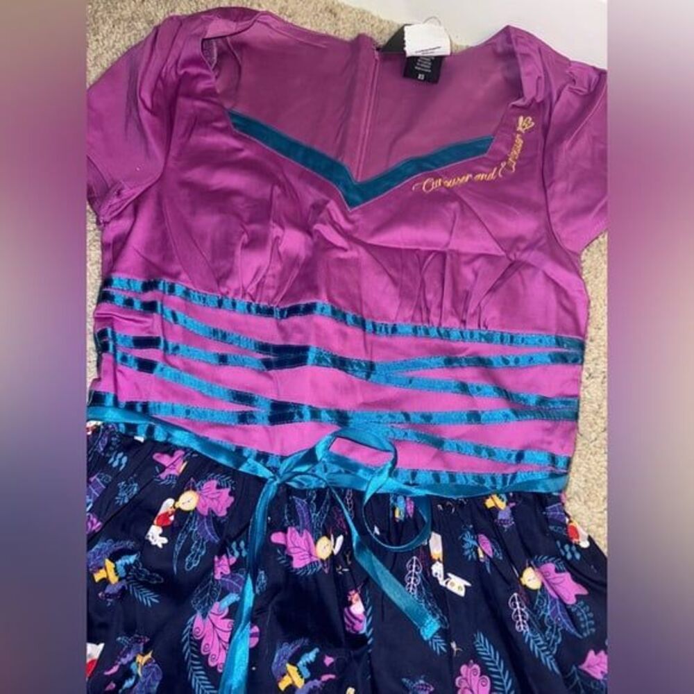 Disney Dress Shop Dress NWT Alice in wonderland XSmall floral white rabbit
